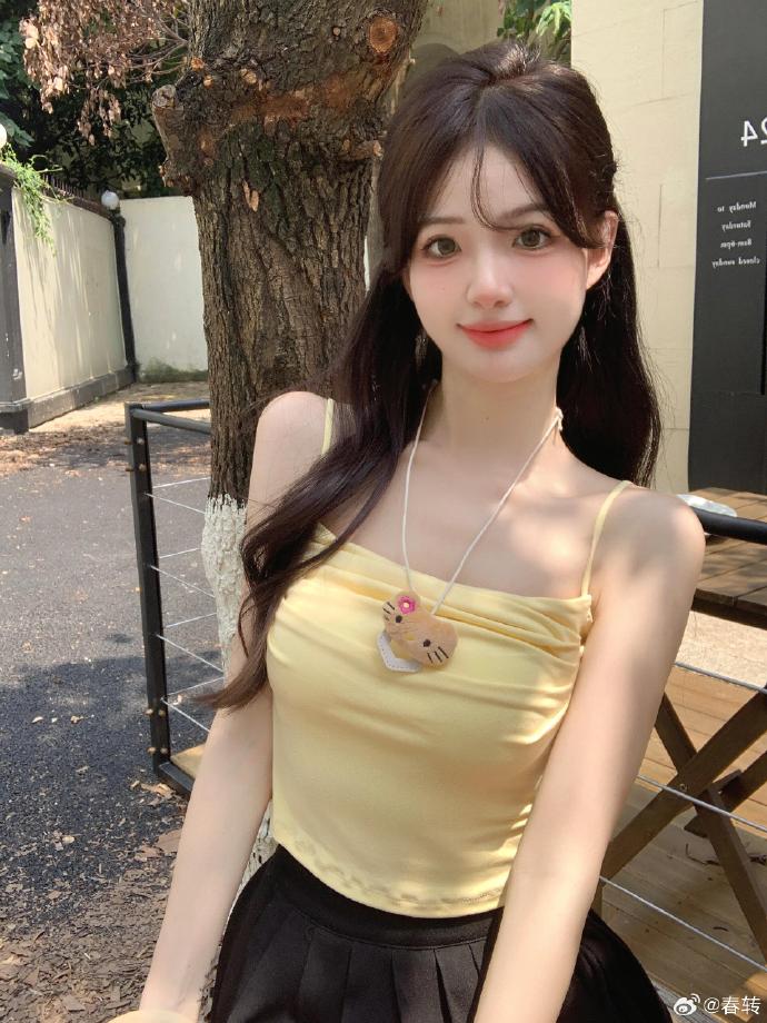 爱x死x机器人 封面